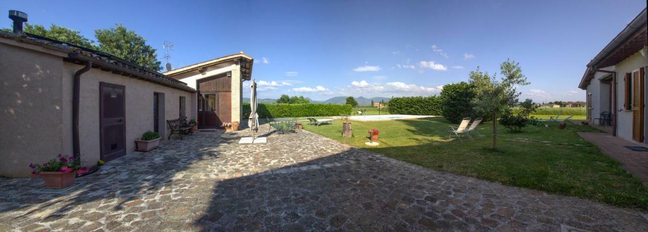 Le Ghiande Guest House Spello Exterior photo